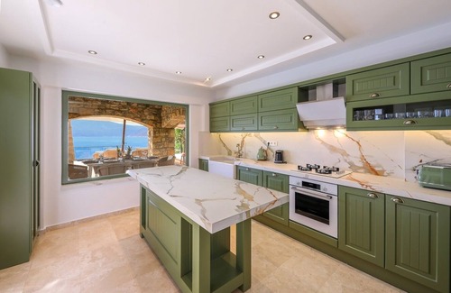 Kalkan Villa | 3 bedroom luxury villa near the sea