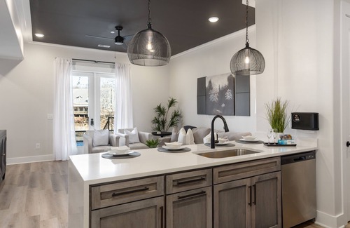 Helena Condo | 3 Bedroom, Main Level