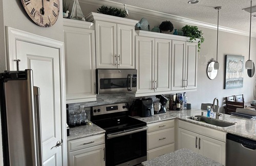 Pinellas Point House | 3-bedroom Marina Home on Water w/Private Elevator/Garage/Balcony in St Pete, FL