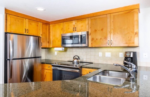 South Lake Tahoe Resort | 3 Bedroom - Marriott's Timber Lodge Tahoe - Full Resort Access