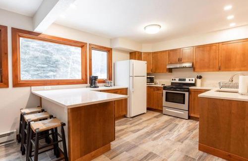 Intermountain House | 3-Bedroom Meadow Creek Townhom townhouse