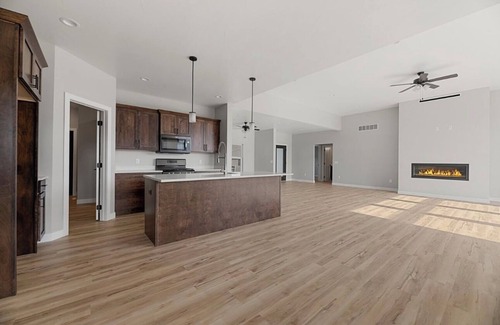 Sturgis House | 3-bedroom modern house in Sturgis.