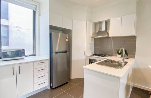 Clayton House | 3 Bedroom Modern Living in the Centre of Clayton!