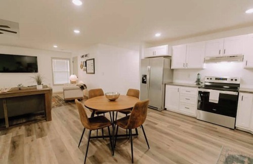 Campbellsville House | 3 Bedroom near Green River Lake