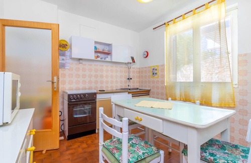 Klenovica Apartment | 3 bedroom nice apartment in Klenovica