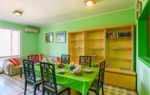 Capo D'arco Apartment | 3 Bedroom Nice Apartment In Rio Marina