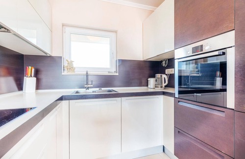 Bacvice Apartment | 3 bedroom nice apartment in Split