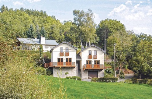 Oberhausen House | 3 bedroom nice home in Burg-Reuland