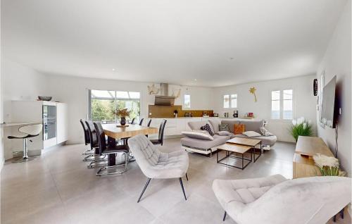 Ronce-les-Bains House | 3 Bedroom Nice Home In La Tremblade