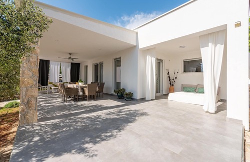 Potocnica House | 3 bedroom nice home in Potocnica