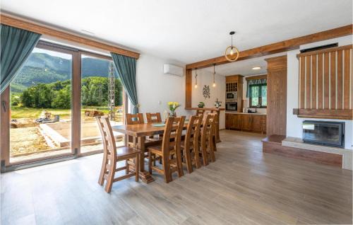 Brusane House | 3 Bedroom Nice Home In Brusane