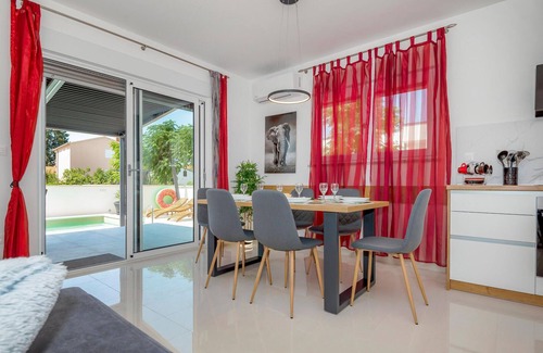 Jadrija House | 3 bedroom nice home in Jadrija