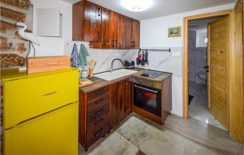 Karlobag House | 3 Bedroom Nice Home In Karlobag