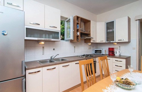 Kastel Gomilica House | 3 bedroom nice home in Kastel Gomilica