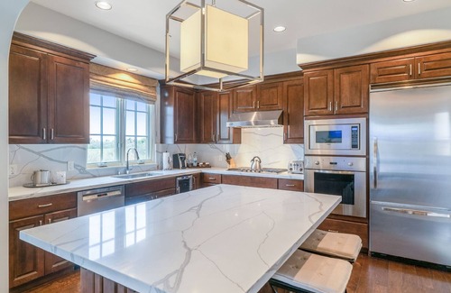 Rancho Palos Verdes Villa | 3 Bedroom Ocean-King Villa