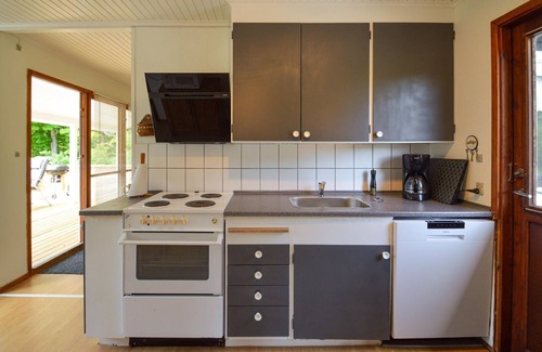 Næsby Strand House | 3 bedroom pet friendly home in Nakskov