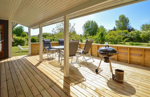 Næsby Strand House | 3 bedroom pet friendly home in Nakskov