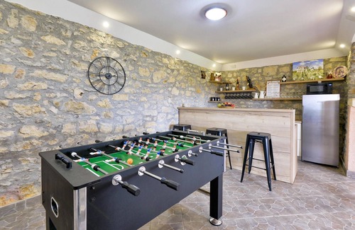 Krasic House | 3 bedroom pet friendly home in Krasic