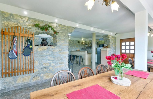 Krasic House | 3 bedroom pet friendly home in Krasic