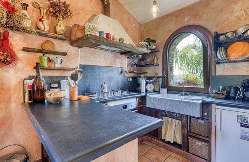 Caramagna Ligure House | 3 bedroom pet friendly home in Imperia