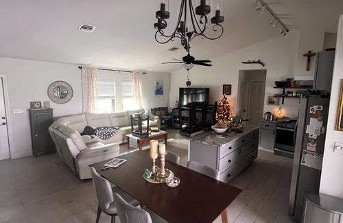 Pine Island Center House | 3-bedroom pool house in charming Bokeelia with AC, WiFi. Beautiful, peaceful,