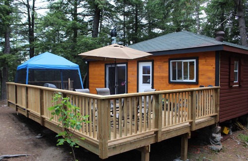 Port Loring Cottage | 3 Bedroom Private Island Retreat!