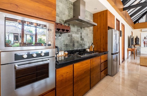 Tanjungbenoa Villa | 3 Bedroom Private Pool Villa near Seminyak, 2 mnts walk to the Beach