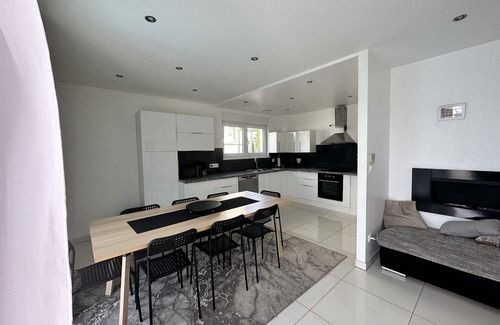 Lingolsheim House | 3 Bedroom Private vacation home in Lingolsheim