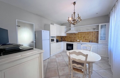 Aiguerelles House | 3 bedroom private vacation home in montpellier