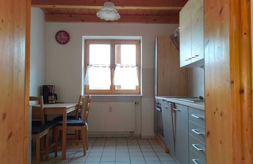 Leeder House | 3 bedroom private vacation home in denklingen