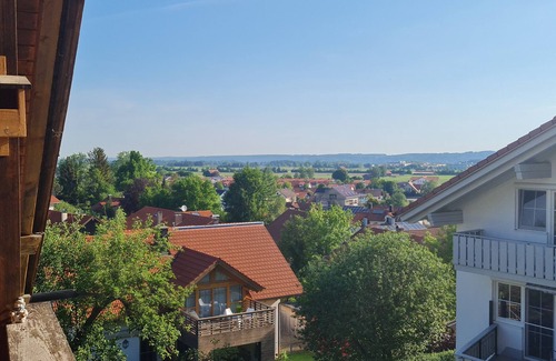 Leeder House | 3 bedroom private vacation home in denklingen