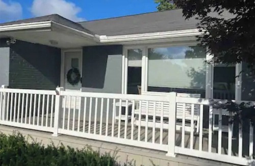 Warren House | 3 Bedroom Ranch Right Next to The Grand Resort