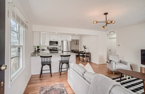 Barths House | 3 Bedroom Ranch with Game Room