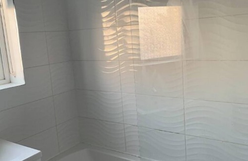 Killingbeck House | 3 Bedroom serviced accommodation in Leeds