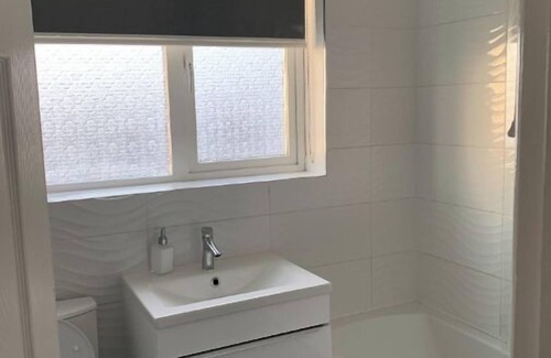 Killingbeck House | 3 Bedroom serviced accommodation in Leeds