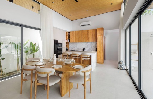 Maret Villa | 3 Bedroom Spa Pool Villa Near Beach in Tropical Paradise Lamai, Ko Samui