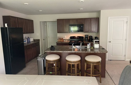 Madison House | 3 bedroom Spacious new constructed home