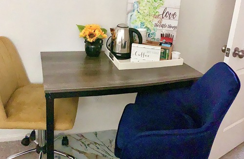 Winchester Apartment | 3 bedroom studio with 2 baths and kitchenette.
