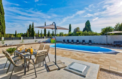 Bogomolje House | 3 bedroom stunning home in Bogomolje