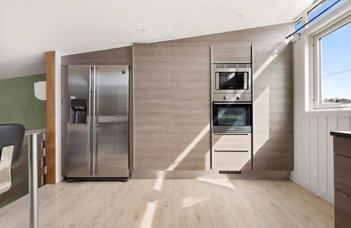 Sellebakk House | 3 bedroom stunning home in Sellebakk