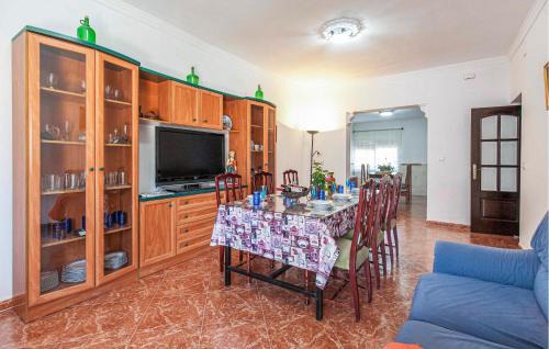 Penaflor House | 3 Bedroom Stunning Home In Peñaflor