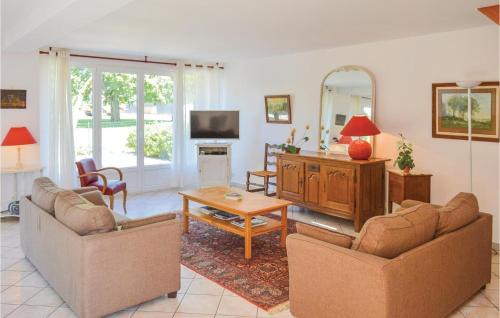 Roisel House | 3 Bedroom Stunning Home In Roisel