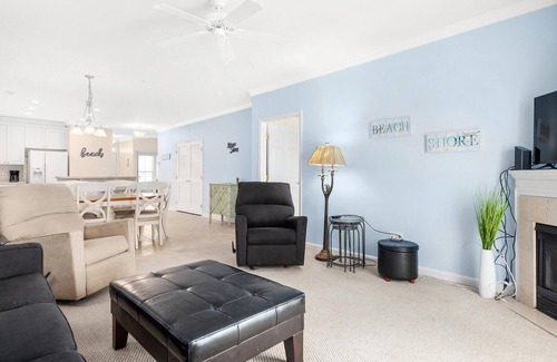 Sunset Island Condo | 3 Bedroom Sunset Island Condo with Outdoor Pool & Private Beach!