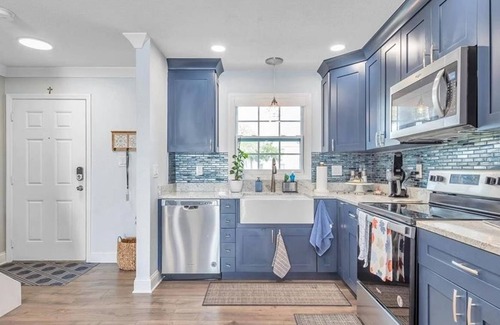 Coquina Key House | 3 Bedroom Townhome 425339 by Houzlet