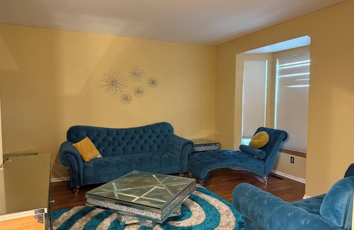 Montgomery House | 3-bedroom townhome in delightful Montgomery with AC