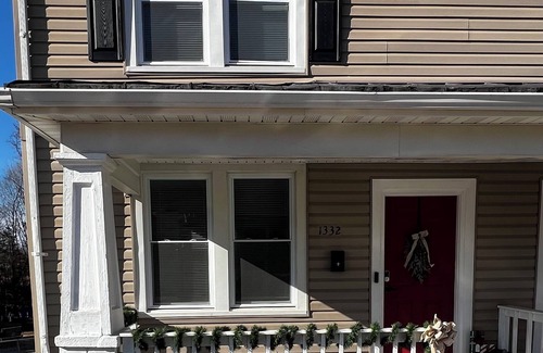 Petersburg House | 3-bedroom townhome in charming Petersburg with AC, WiFi Near the new Live Casino