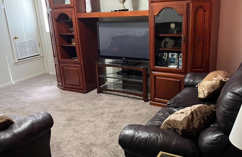 Killeen House | 3-Bedroom Townhome in Central Texas - Fully Furnished, including all utilities.