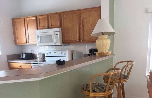 Crystal Cove House | 3-bedroom townhome in wonderful Kissimmee with fitness room, AC