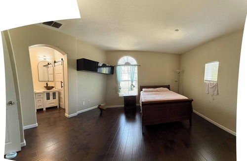 Milpitas House | 3-Bedroom Townhome in beautiful Milpitas with easy access to the Mall,Bart & Bus
