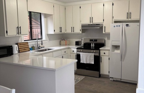 Goldrock House | 3-bedroom townhome in Rocky Mount with AC, WiFi